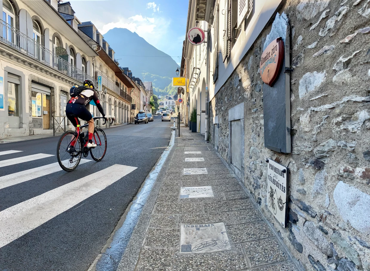 wat-maakt-de-tourmalet-zo-speciaal-het-is-het-mythische-portret-dat-beklijft.webp