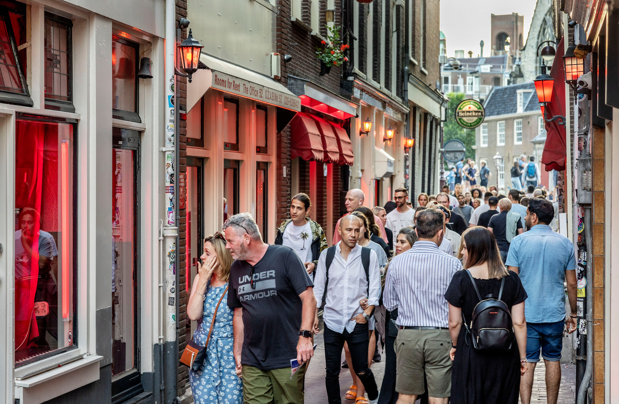 Sekswerkers willen niet weg uit de Wallen