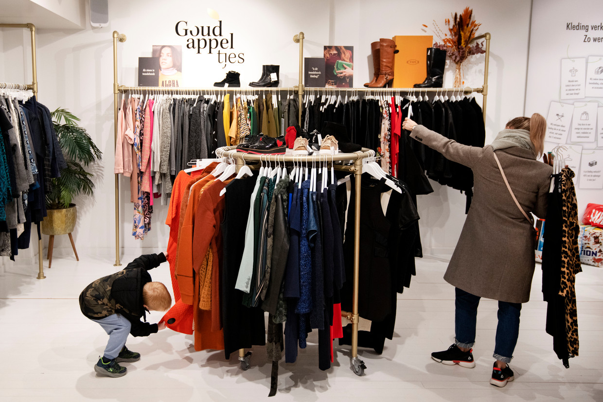 De markt voor tweedehands kleding groeit als kool maar hoe