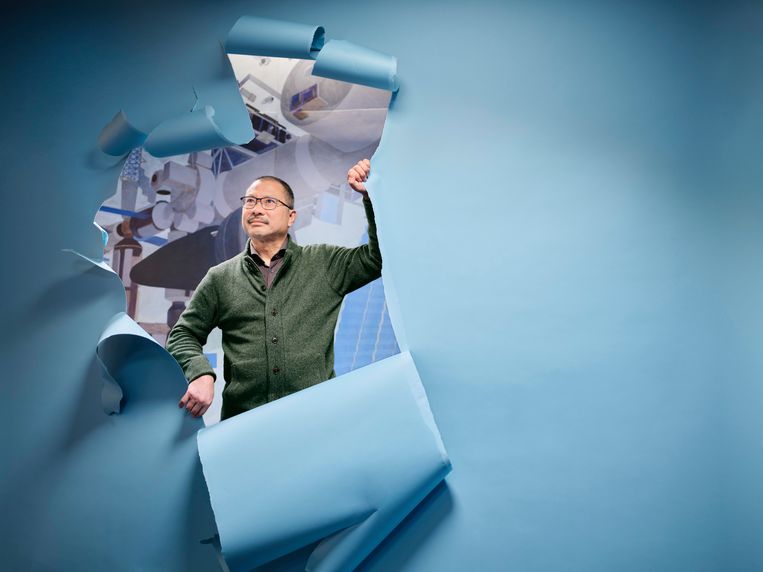 Only forty minutes after the launch, astronomer Rene Lorig was able to breathe a sigh of relief